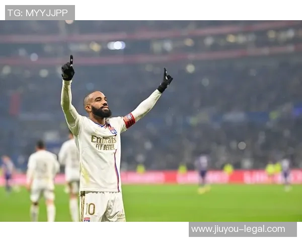 德甲激战：里昂逆转尤文图斯四比三神扑瞬间点燃全场激情